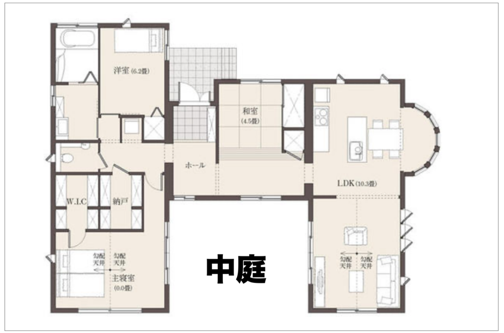 中庭のあるコの字型3LDK平家