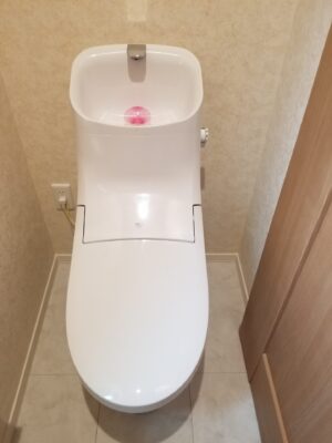 タンクありのトイレ