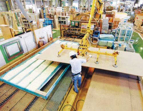 グランツーユー 工場